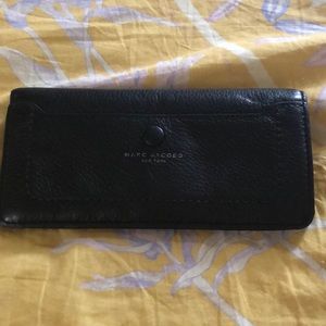 Marc Jacobs black leather wallet